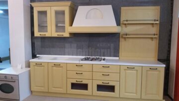 Mobilier importat din Italia, în showroom-ul Erica Ceramica