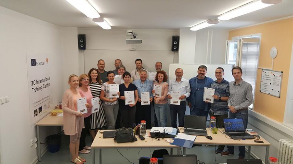 Implementarea platformelor e-learning – un instrument modern în pregătirea adulților pentru inserția pe piața muncii Implementarea platformelor e-learning – un instrument modern în pregătirea adulților pentru inserția pe piața muncii