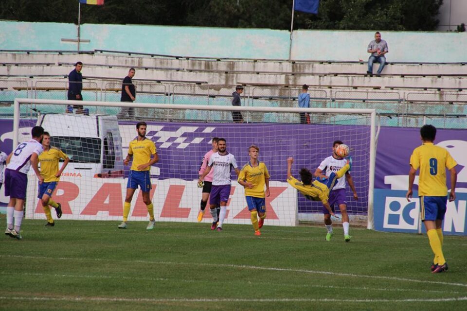 Foresta a pierdut la doar două goluri diferență disputa cu FC Argeș de pe Areni