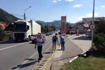 Polițiștii de la Câmpulung Moldovenesc au de acoperit zeci de kilometri de drum național și județean