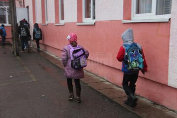 Șase unități vor fi desființate