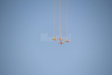 Mii de spectatori au asistat la un miting aviatic de excepție pe Aeroportul „Ștefan cel Mare” Suceava