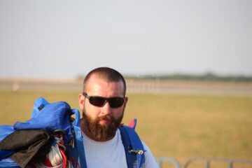Mii de spectatori au asistat la un miting aviatic de excepție pe Aeroportul „Ștefan cel Mare” Suceava