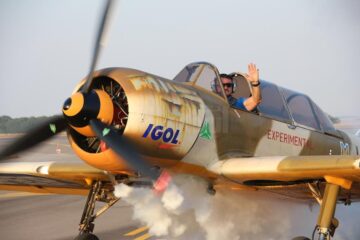 Mii de spectatori au asistat la un miting aviatic de excepție pe Aeroportul „Ștefan cel Mare” Suceava