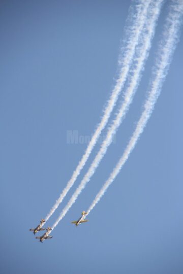 Mii de spectatori au asistat la un miting aviatic de excepție pe Aeroportul „Ștefan cel Mare” Suceava