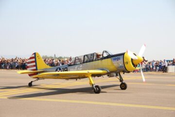 Mii de spectatori au asistat la un miting aviatic de excepție pe Aeroportul „Ștefan cel Mare” Suceava