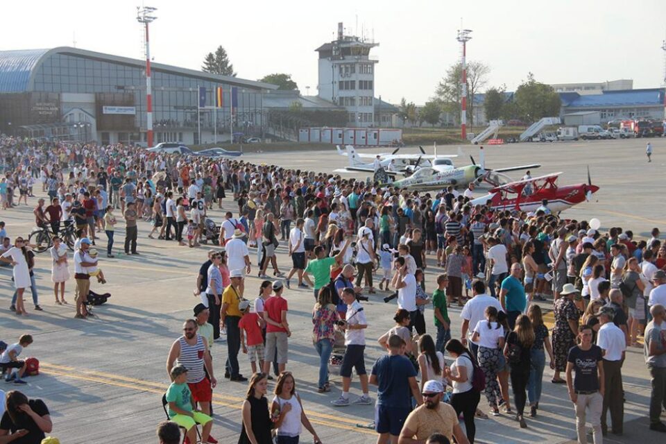 Președintele Consiliului Județean, Gheorghe Flutur, estimează că în luna august în județul Suceava au venit 65.000 de turiști Președintele Consiliului Județean, Gheorghe Flutur, estimează că în luna august în județul Suceava au venit 65.000 de turiști