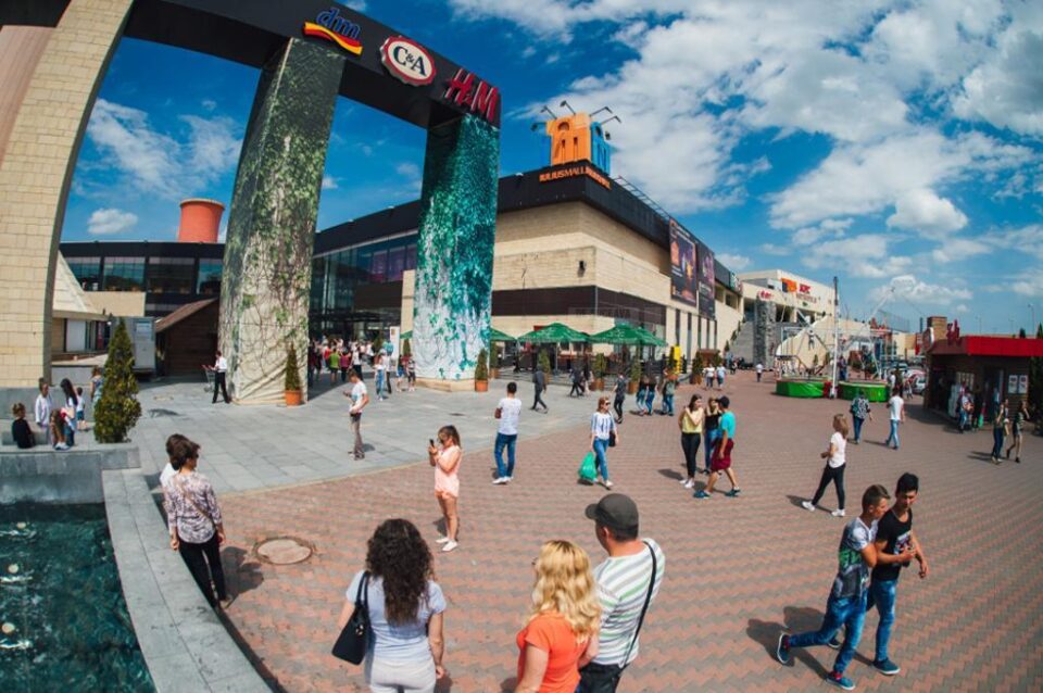 Târgul de Antichități, la Iulius Mall