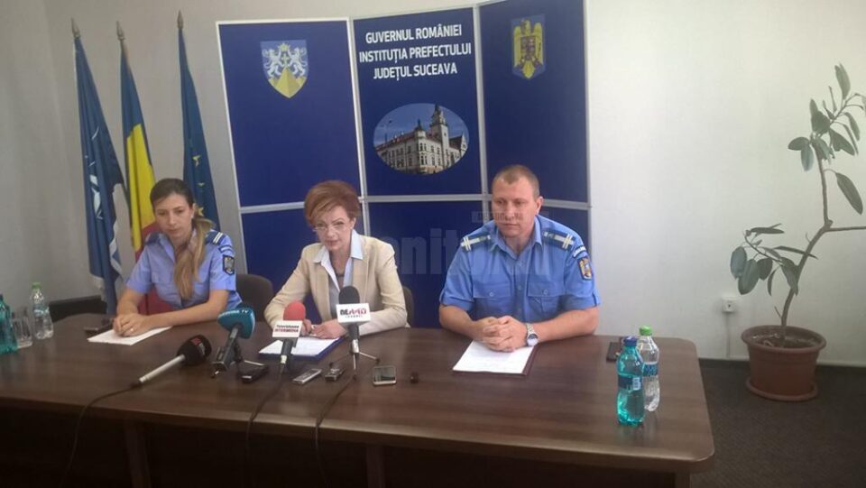 Prefectul de Suceava, Mirela Adomnicăi, a declarat că așteaptă rezultate vizibile în scăderea numărului de furturi și de infracțiuni în general după cele 30 de zile Prefectul de Suceava, Mirela Adomnicăi, a declarat că așteaptă rezultate vizibile în scăderea numărului de furturi și de infracțiuni în general după cele 30 de zile