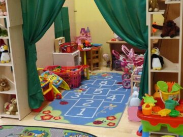 Școala Primară și Grădinița cu Program Prelungit „Sfântul Ioan cel Nou” și-au deschis ieri porțile