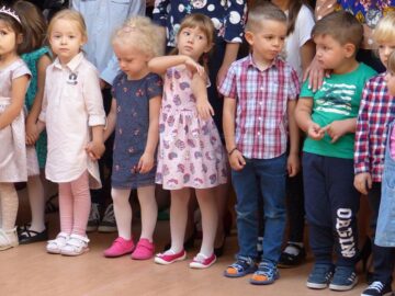 Școala Primară și Grădinița cu Program Prelungit „Sfântul Ioan cel Nou” și-au deschis ieri porțile