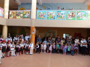 Școala Primară și Grădinița „Sfântul Ioan cel Nou” Suceava la început de an școlar