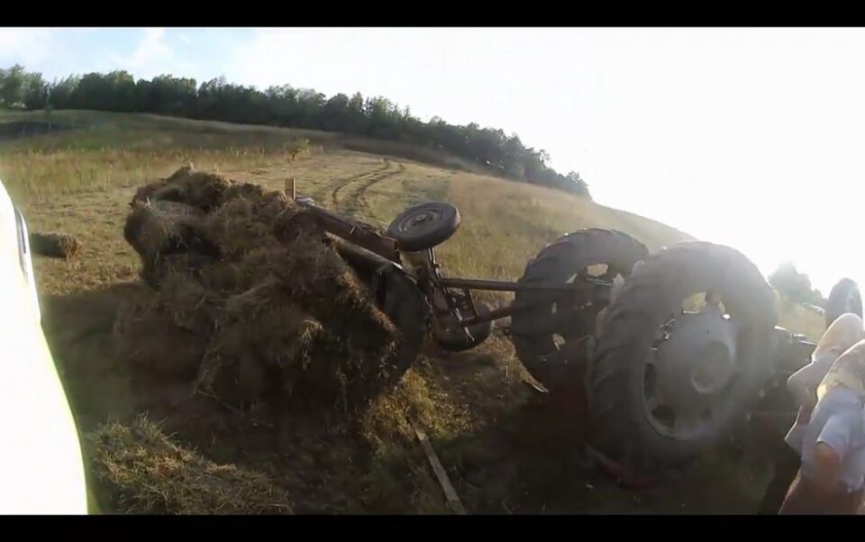 Tractorul în care se aflau cei doi soți