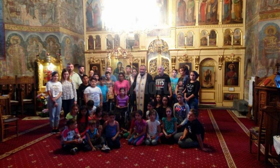 33 de copii din Târgoviște, nevoiași, orfani, unii cu dizabilități, au vizitat Bucovina