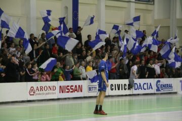 Sucevenii nu s-au înghesuit să cumpere abonamente pentru meciurile echipei de handbal