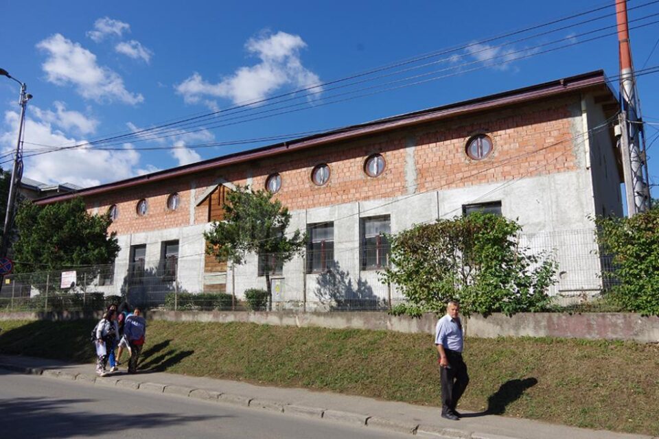 Grădinița de la Liceul Pedagogic, o ”mâță” pe care n-o vrea nimeni în propriul sac