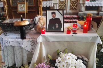 Preotul Mihai Fădur a slujit 40 de ani la Biserica „Sf. Dumitru” din Udești Foto Mihai Pantiuc