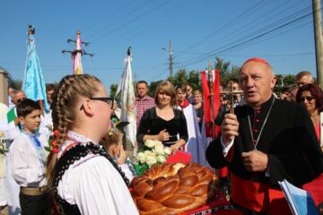 Biserica din Bulai - Moara, sfințită în prezența Mitropolitului Varșoviei
