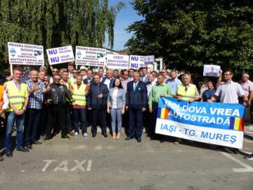 Sucevenii au îngroșat rândul protestatarilor care au solicitat construcția autostrăzii Ungheni - Iași - Târgu Mureș
