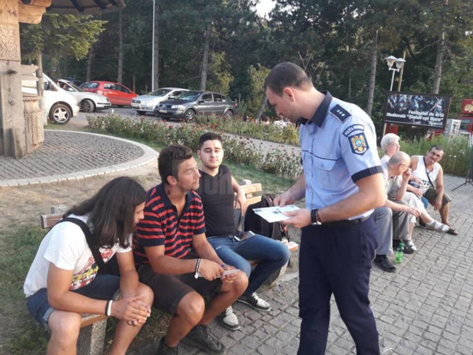 Activități în cadrul campaniei "Hoții sunt creativi. Fii preventiv", desfășurată de polițiști Activități în cadrul campaniei "Hoții sunt creativi. Fii preventiv", desfășurată de polițiști