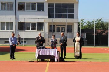 Primarul Sucevei a participat la deschiderea de an școlar la 14 unități de învățământ