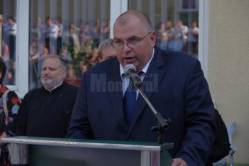 Debut de an școlar printre emoții și discursuri. Aproape 120.000 de elevi suceveni reiau cursurile
