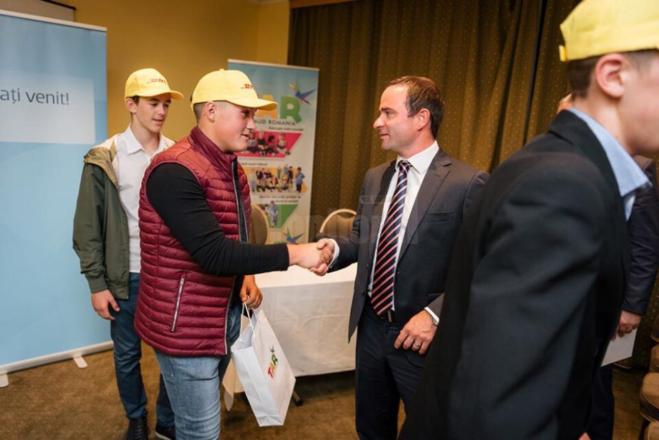 Taxele de cazare și masă, achitate pe o perioadă de un an pentru nouă elevi de la Colegiul „Alexandru cel Bun” Gura Humorului