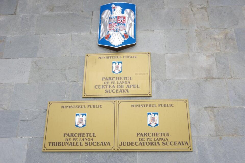 Tânăr de 18 ani, cercetat pentru act sexual cu un minor