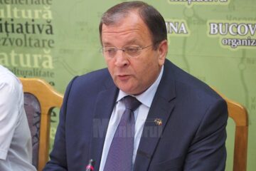 Flutur atrage atenția că banii primiți la rectificare nu acoperă salariile pe decembrie la Direcția de Asistență Socială