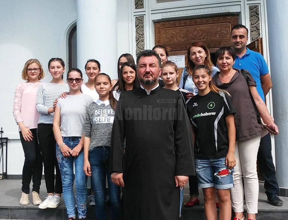 Excursie catehetică organizată pentru tinere instituționalizate
