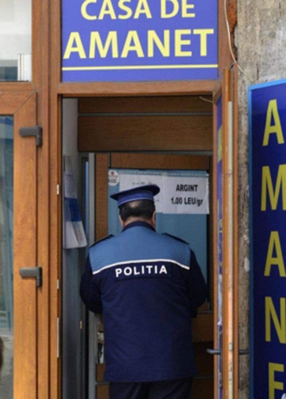 După furtul de la casa de amanet, polițiștii au consumat bani și timp degeaba