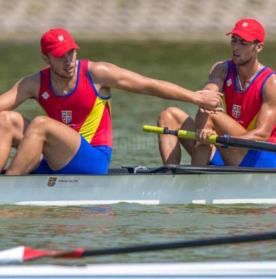 Cosmin Pascari (stânga) va lupta pentru o medalie mondială de seniori în proba de dublu rame Cosmin Pascari (stânga) va lupta pentru o medalie mondială de seniori în proba de dublu rame