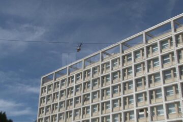 Un elicopter al Unității Speciale de Aviație din Iași a efectuat, luni, o acțiune de recunoaștere în zona Spitalului de Urgență Suceava