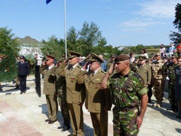 Militarii au fost alături, în număr mare, de colegul pe care l-au pierdut acum 10 ani
