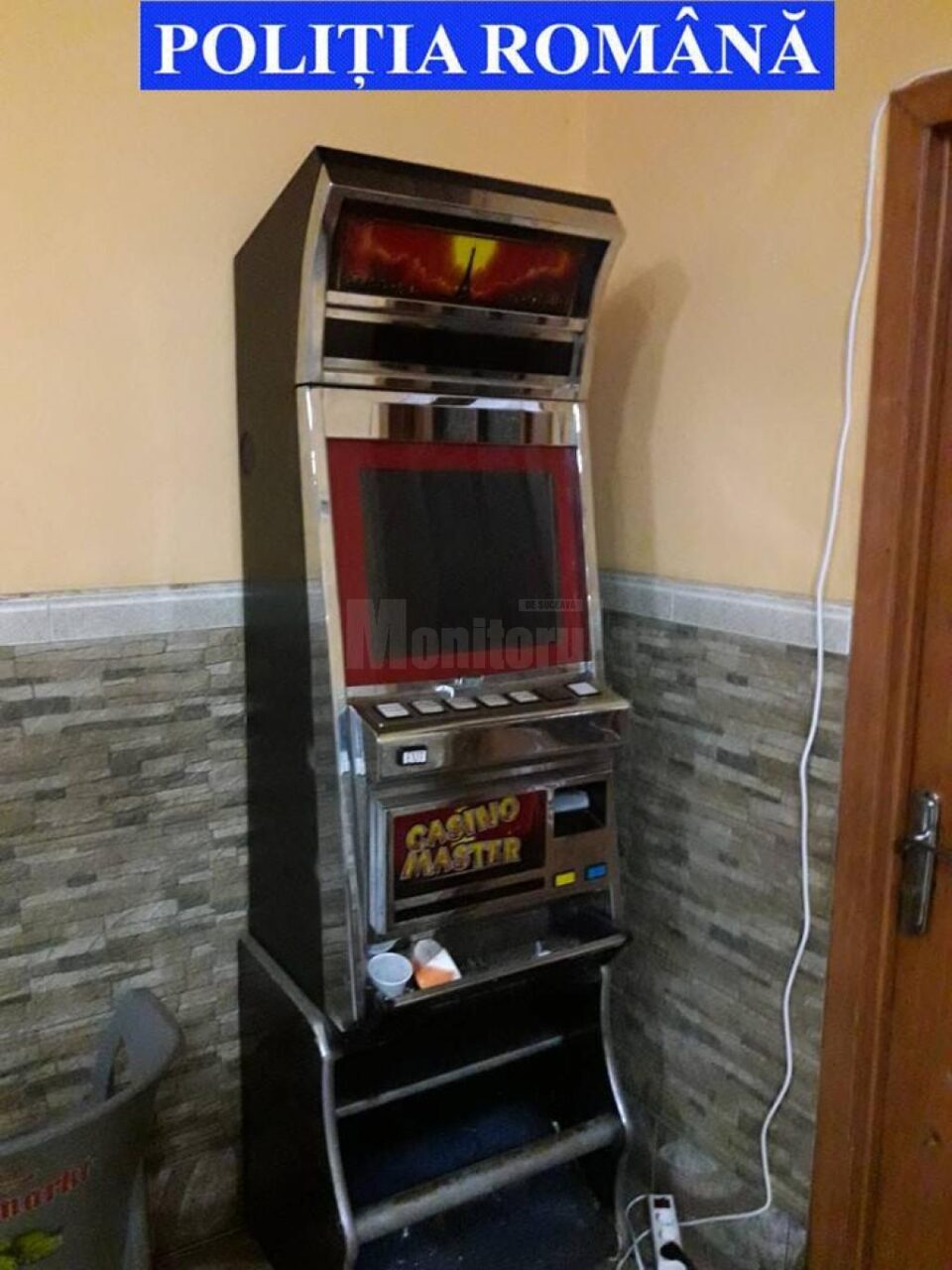 23 de aparate tip slot-machine, confiscate de polițiști
