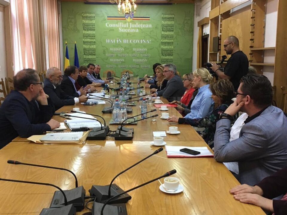 Întâlnirea lui Gheorghe Flutur cu medicii pediatri din județ