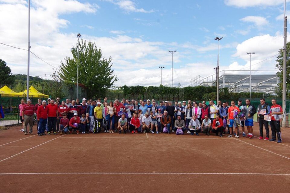 La final, participanții s-au adunat pentru tradiționala fotografie de grup