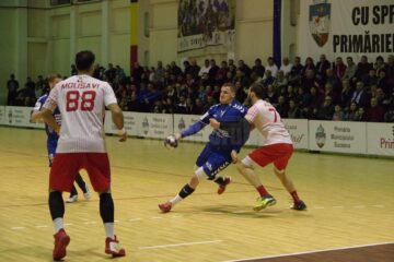 Gabriel Burlacu a făcut o entorsă la mijlocul primei reprize de la Timișoara și n-a mai putut continua partida