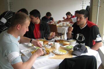 Clienții cantinei din campusul Universității din Suceava vor primi informații referitoare la numărul de calorii ale preparatelor