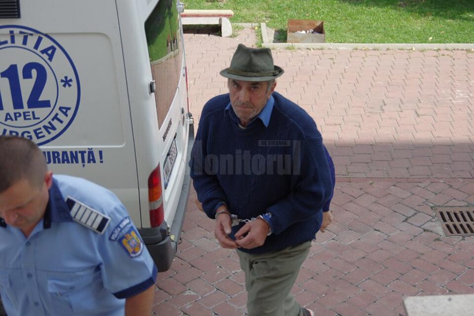 Gheorghe Magazin a fost arestat ieri de magistrații de la Tribunalul Suceava pentru o perioadă de 30 de zile Gheorghe Magazin a fost arestat ieri de magistrații de la Tribunalul Suceava pentru o perioadă de 30 de zile