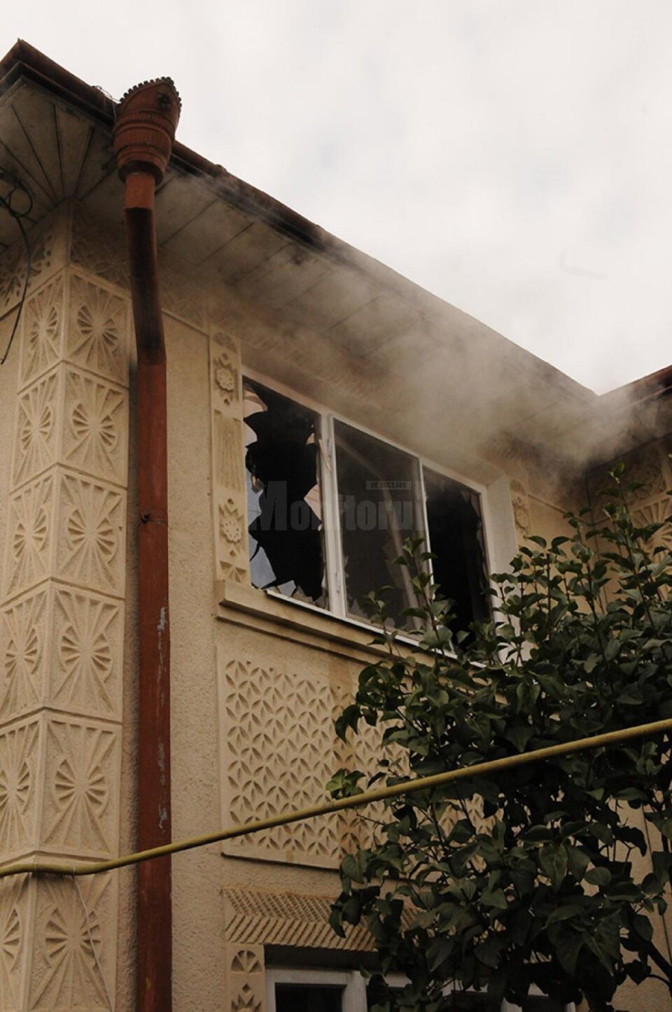 Un incendiu a făcut pagube la o locuință din cartierul Ițcani