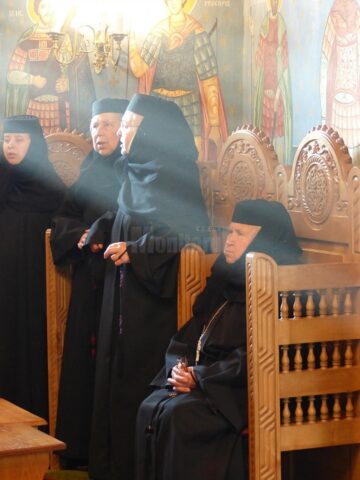 Stareta Mănăstirii Voronet, stavrofora Irina Pântescu, împlinește 85 de ani