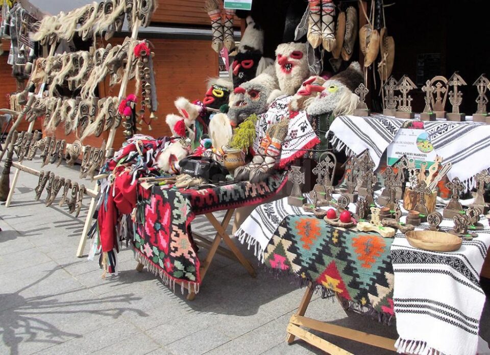 Târg de meșteri populari la „Produs în Bucovina”