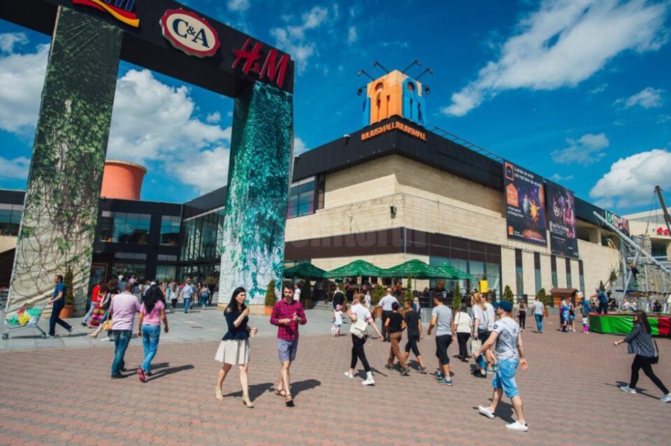 Festivalul Național de Folclor „Toamnă, Toamnă, Ruginie”, la Iulius Mall