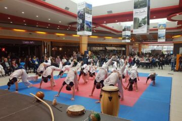 Primul festival de Capoeira organizat la Suceava are loc sâmbătă, la Shopping City