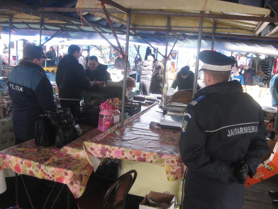 Polițiștii au aplicat amenzi în valoare de aproape 25.000 de lei