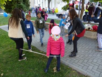 ”Noaptea Cercetătorilor” a scos știința în stradă pentru mii de suceveni