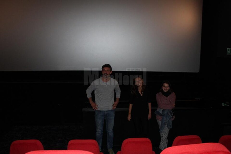 Sală aproape goală la premiera de gală a unui film care te pune pe gânduri