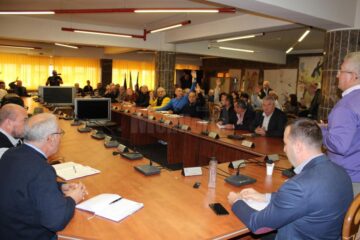 Asociațiile de proprietari nu au fost de acord cu începerea furnizării căldurii în sistemul centralizat