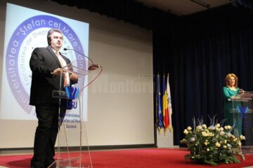 Număr record de noi studenți la „cea mai bună Universitate a Bucovinei”